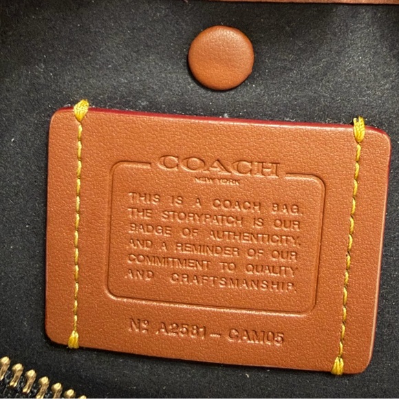 Coach soft empire 28 Black Leather Satchel with Gold Accents - Picture 4 of 10